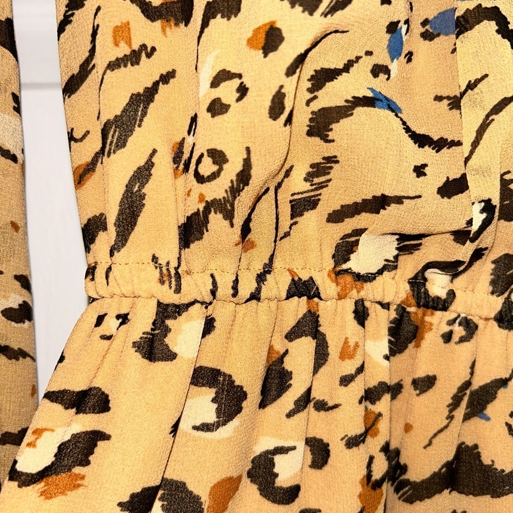 White House black market animal print dress - Picture 4 of 8
